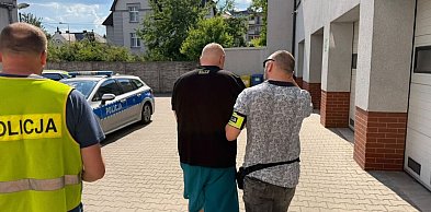 Policjanci z Lublińca zatrzymali mężczyznę z narkotykami