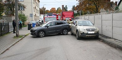 76-latek z Lublińca zasłabł za kierownicą i uderzył w słup-11952