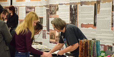 Kalcyt z Lubszy, goethyt z Bruśka, piryt z Lipia Śląskiego-12498