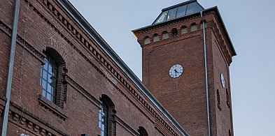 Kochcice. Przez dekady niszczała, dzisiaj zabytkowa gorzelnia jest atrakcją