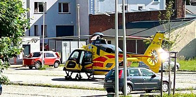 Lubliniec. Lądowanie śmigłowca i akcja na targowisku