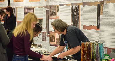 Kalcyt z Lubszy, goethyt z Bruśka, piryt z Lipia Śląskiego-12498