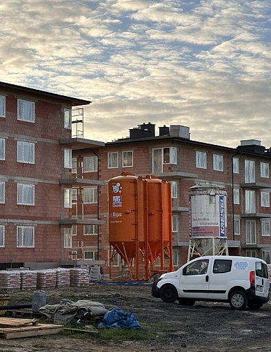 Lubliniec. Powstają 62 nowe mieszkania-11812