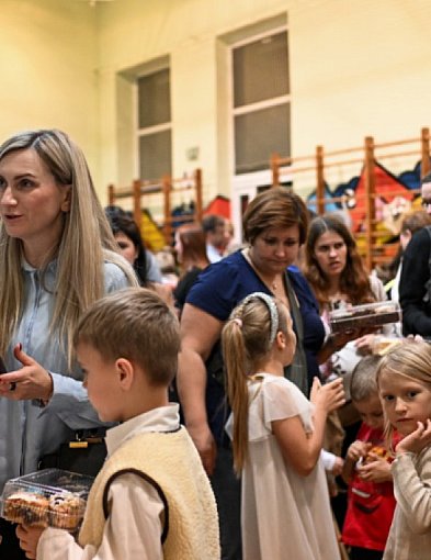 Kiermasz dla Lenki i jasełka w Czwórce [ZDJĘCIA]-12504