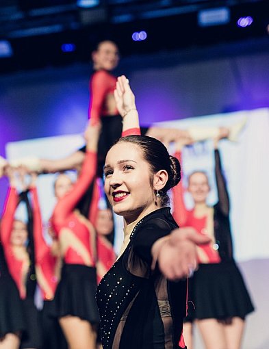 Lubliniec. Mażoretki Szafir na scenie