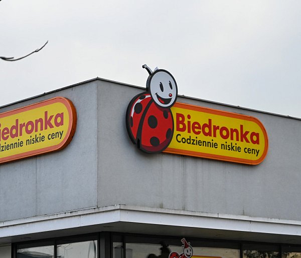 Nowe rozwiązanie w popularnej sieci. Ma ułatwić codzienne zakupy-11905