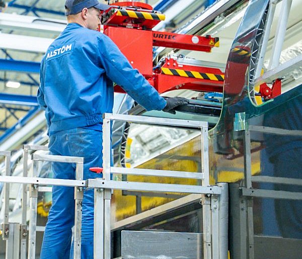 42 nowe dwupoziomowe pociągi. Umowa podpisana-12170