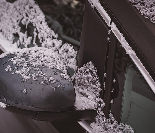 Zimowy atak w całej Polsce. Kierowców czeka kosztowna niespodzianka-12263