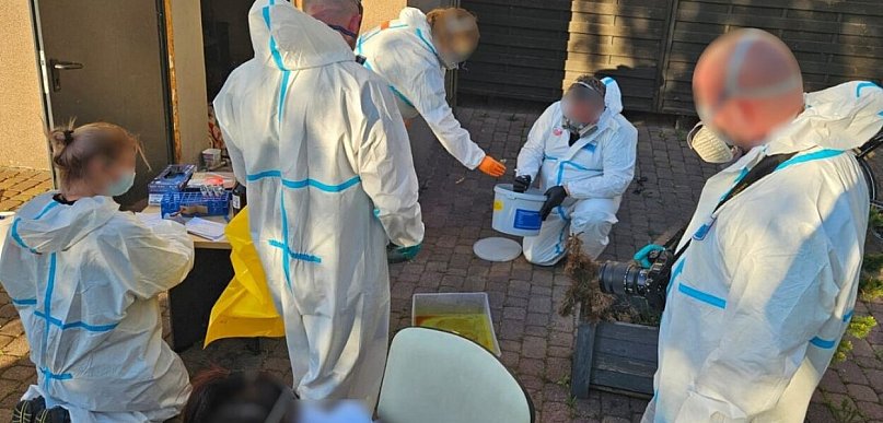 Lubliniecki. SG zlikwidowała laboratorium narkotykowe oraz zabezpieczyła broń