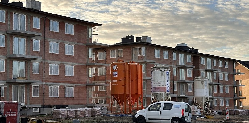 Lubliniec. Powstają 62 nowe mieszkania - 11812