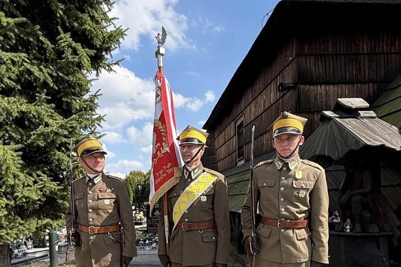 Woźniki. Ułani i wojenna rocznica