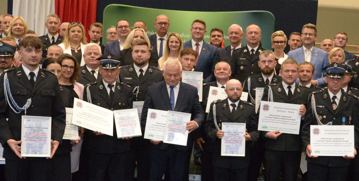 W czerwcu rozstrzygnięto pierwszą edycję programu Bezpieczny Strażak, który wspiera zakup specjalistycznego sprzętu dla jednostek Ochotniczych Straży Pożarnych. Fot. Jarosław Myśliwski