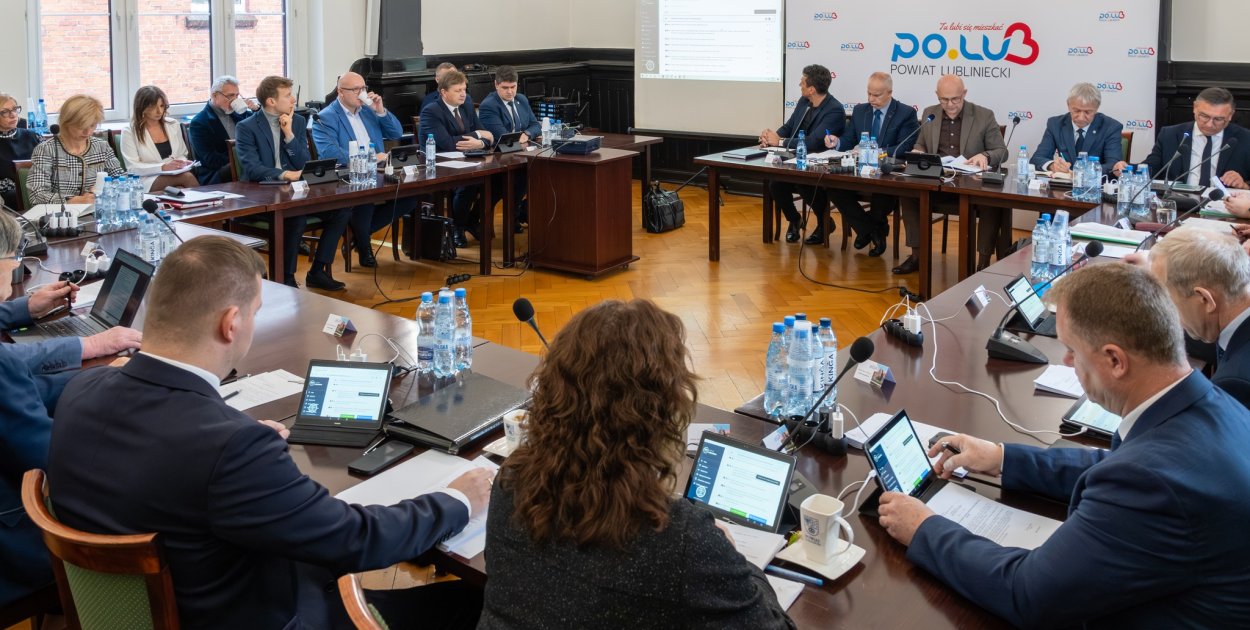 Radni powiatowi byli jednogłośni. Fot. Archiwum starostwa powiatowego