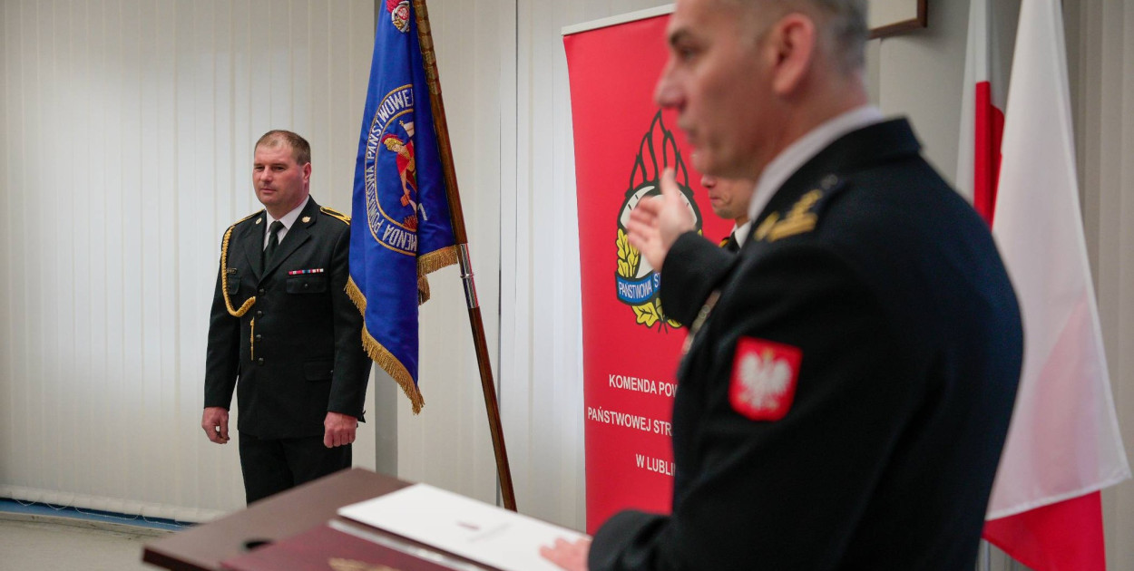 Ślubowanie nowych strażaków i przejście na emeryturę