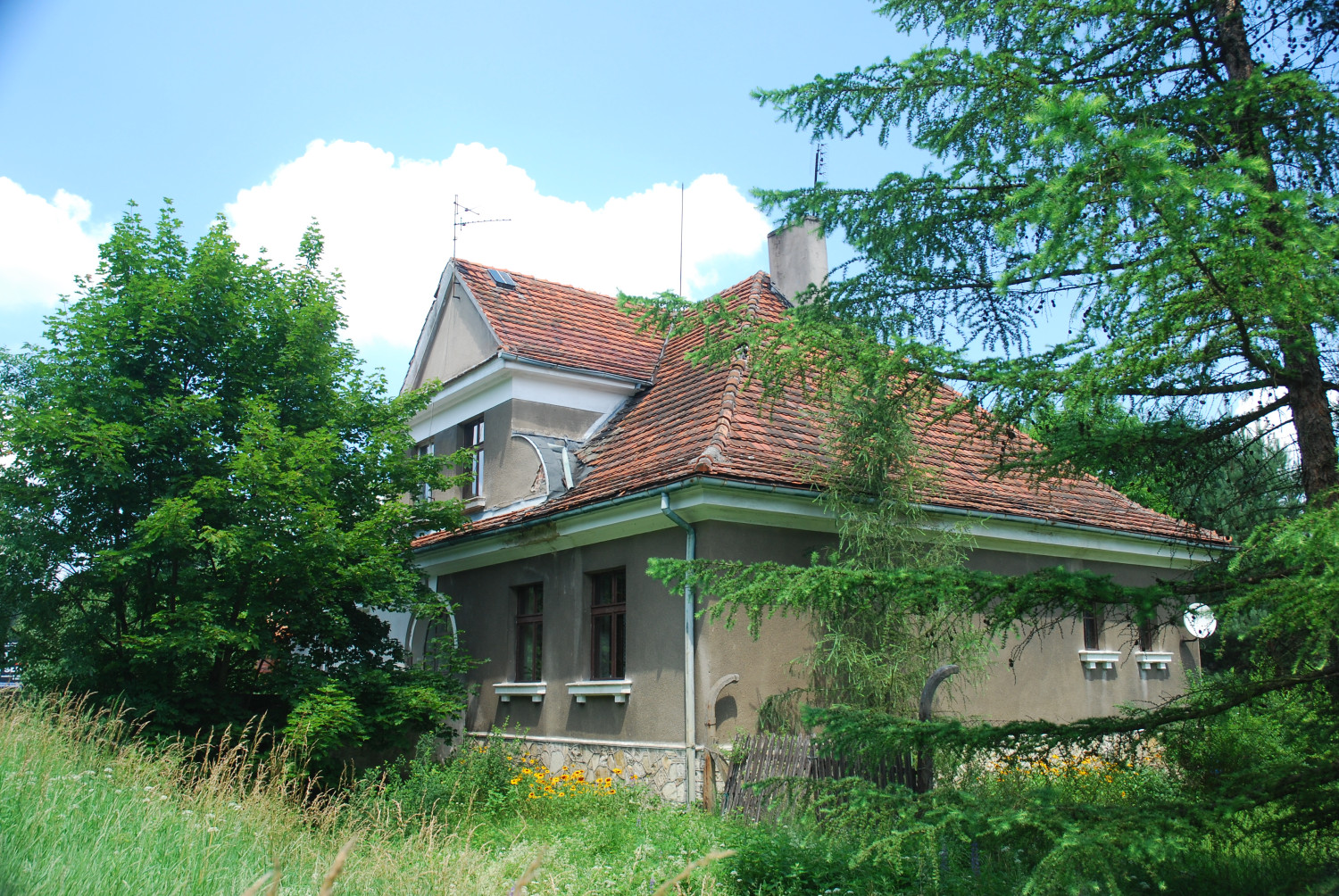 Budynek dawnej niemieckiej placówki granicznej w Pustej Kuźnicy. Fot. Jarosław Myśliwski